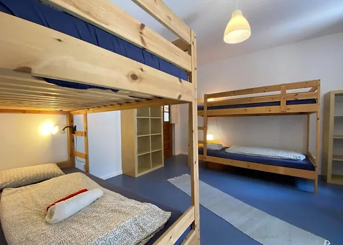 فندق مبيت وإفطار Da Silva Surfcamp 4 Bettzimmer Mit Fruehstueck لورينها