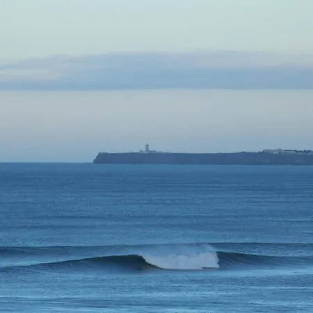 Da Silva Surfcamp 4 Bettzimmer Mit Fruehstueck Alojamento de Acomodação e Pequeno-almoço Lourinhã
