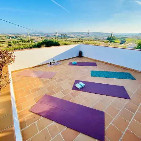 Alojamento de Acomodação e Pequeno-almoço Da Silva Surfcamp 4 Bettzimmer Mit Fruehstueck *