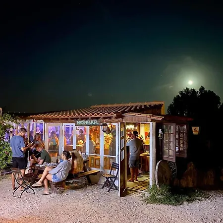 Da Silva Surfcamp 4 Bettzimmer Mit Fruehstueck Lourinhã